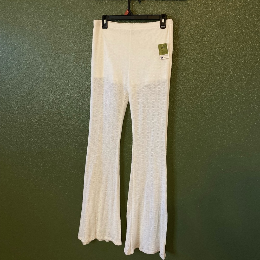 Vibe sportswear lacy pants with spandex shorts underneath SIZE: L